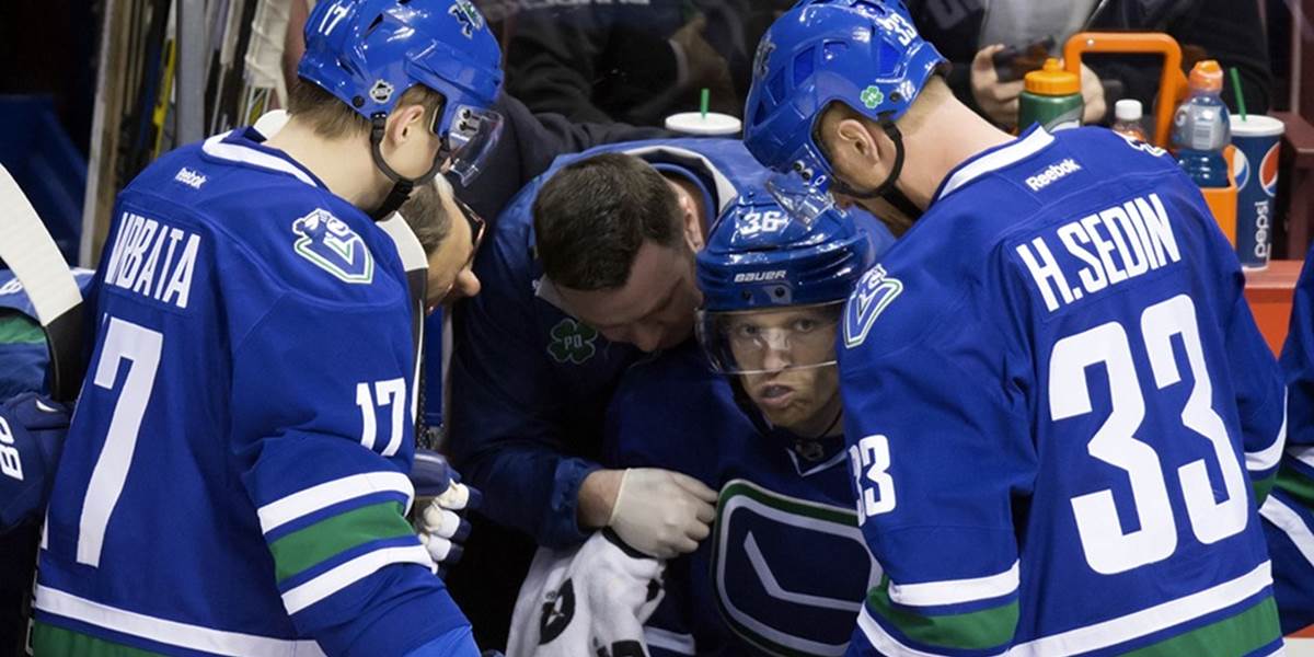 NHL: Útočník Vancouveru Hansen by mal byť po kolapse v poriadku