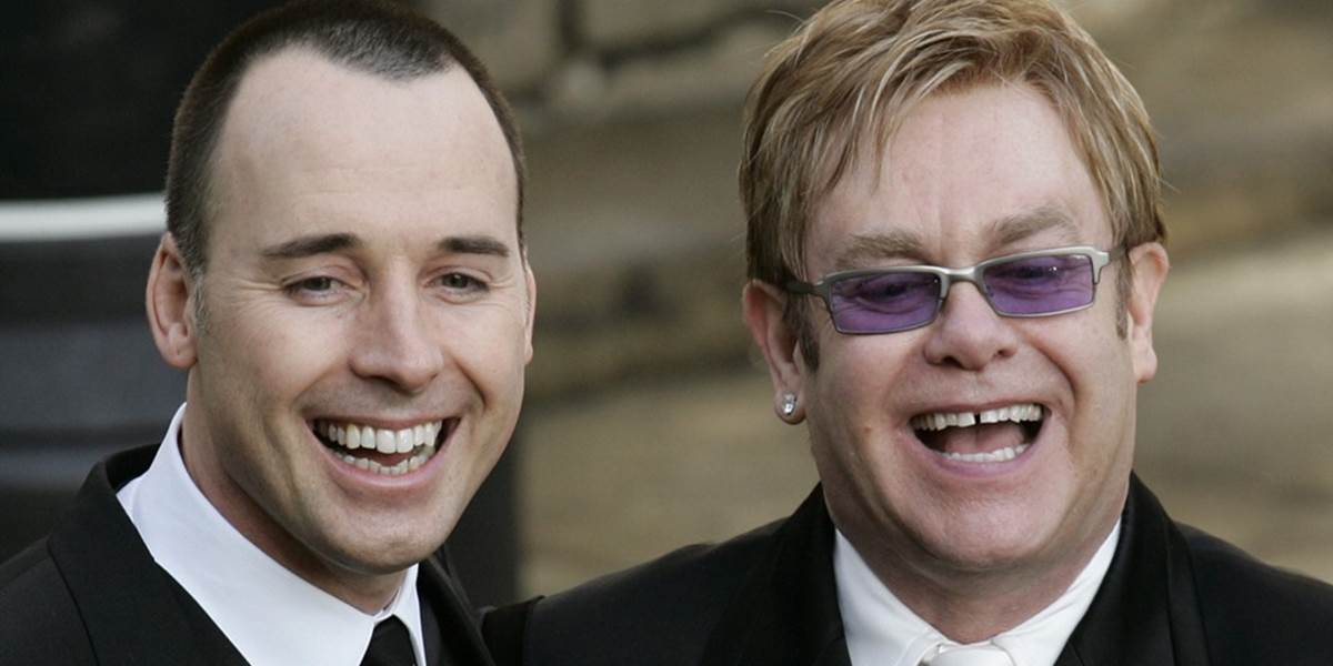 Elton John a David Furnish sa zosobášili