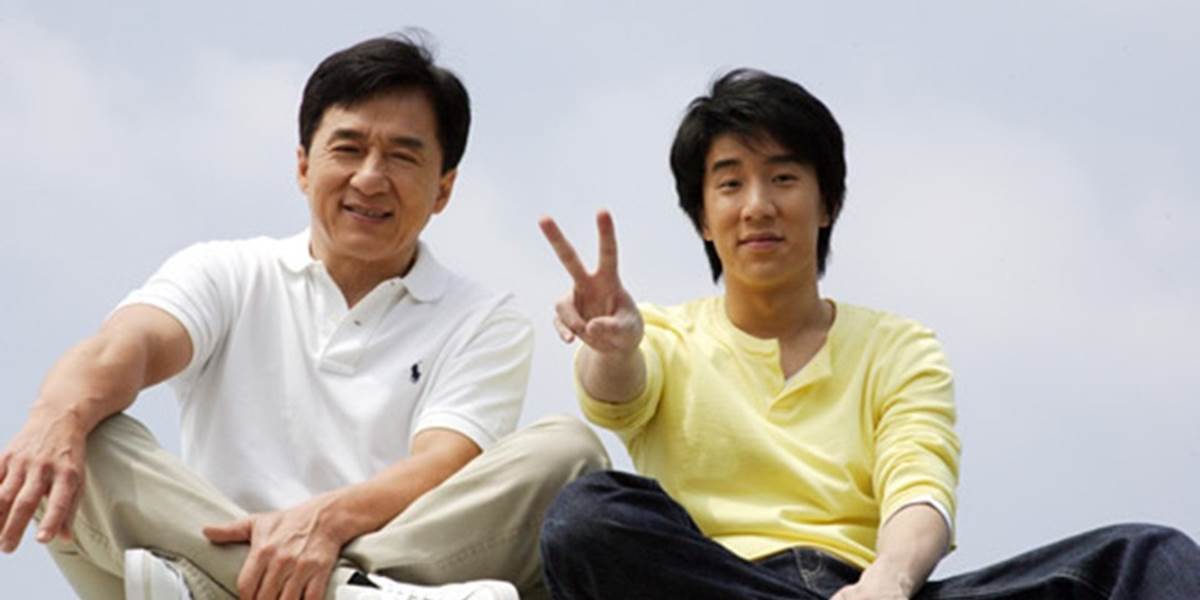Syna Jackieho Chana obvinili v súvislosti s užívaním marihuany