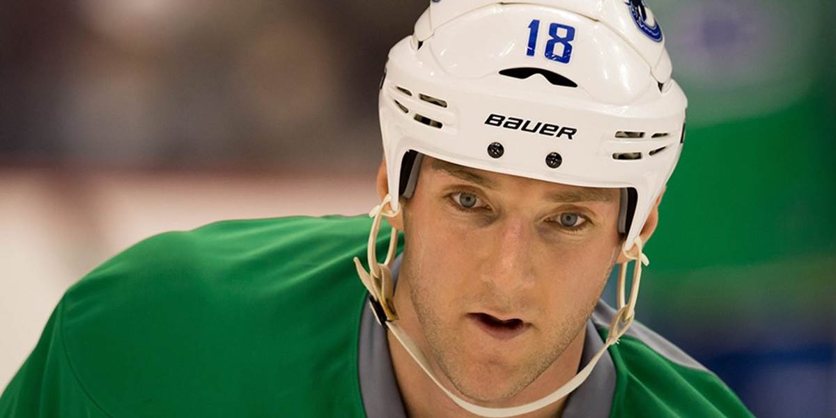 Slovan sa dohodol na zmluve do konca sezóny s kanadským obrancom Barkerom