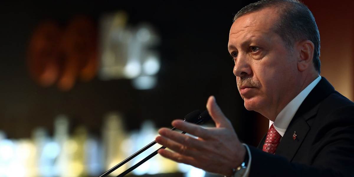 Turecký prezident Erdogan prirovnal používanie antikoncepcie k velezrade