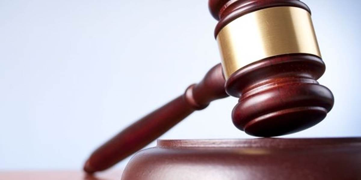 Novinára odsúdili na trest smrti za odpadlíctvo od moslimskej viery