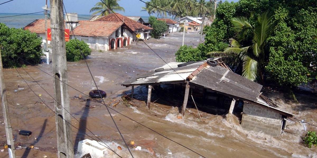 Na Srí Lanke postihli  povodne a zosuvy vyše 650.000 ľudí!
