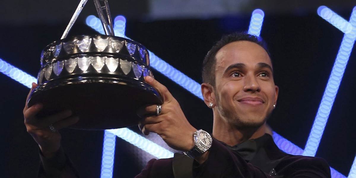 Hamilton európskym športovcom roka o bod pred Neuerom