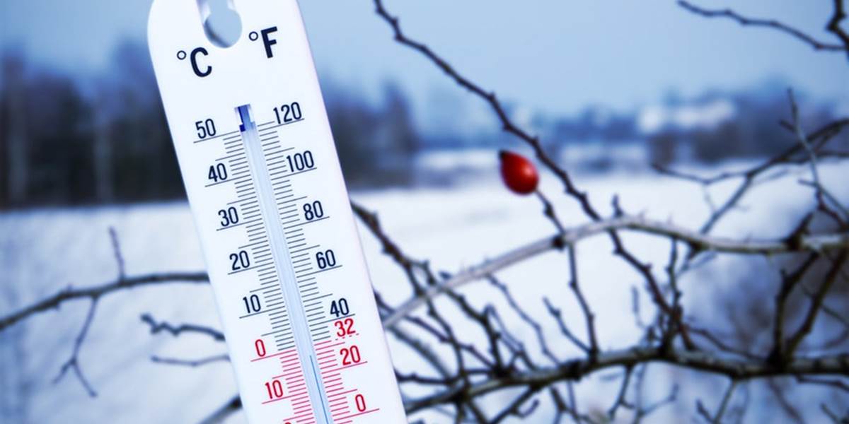 Na niektorých miestach klesli teploty hlboko pod mínus 20 stupňov celzia