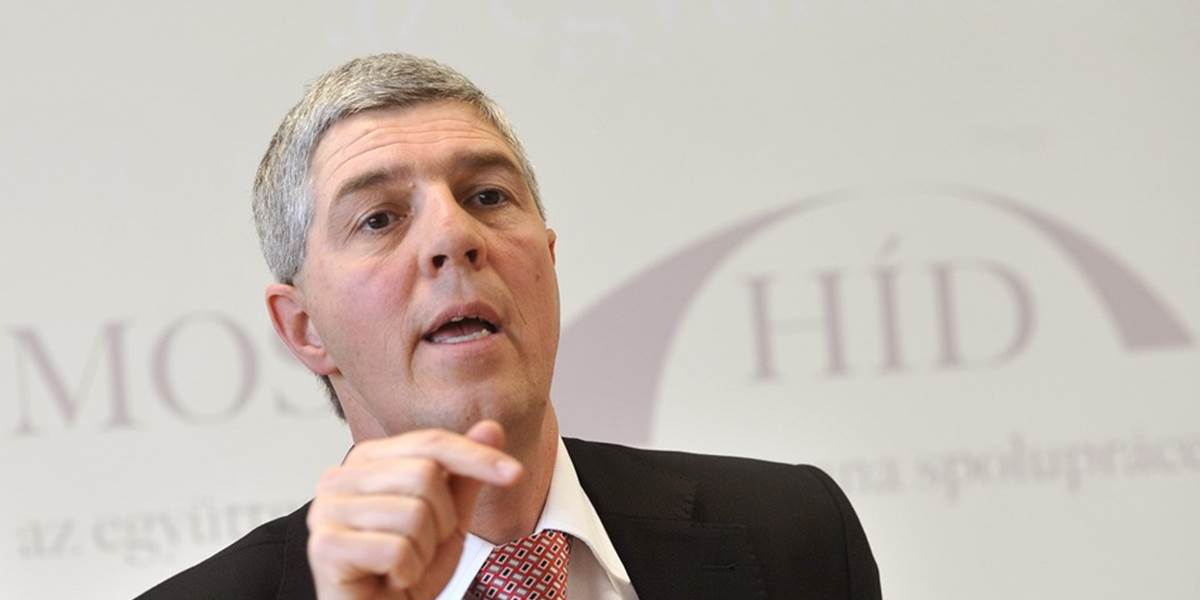 Bugár si nevie predstaviť vládu so Smerom ani s OĽaNO