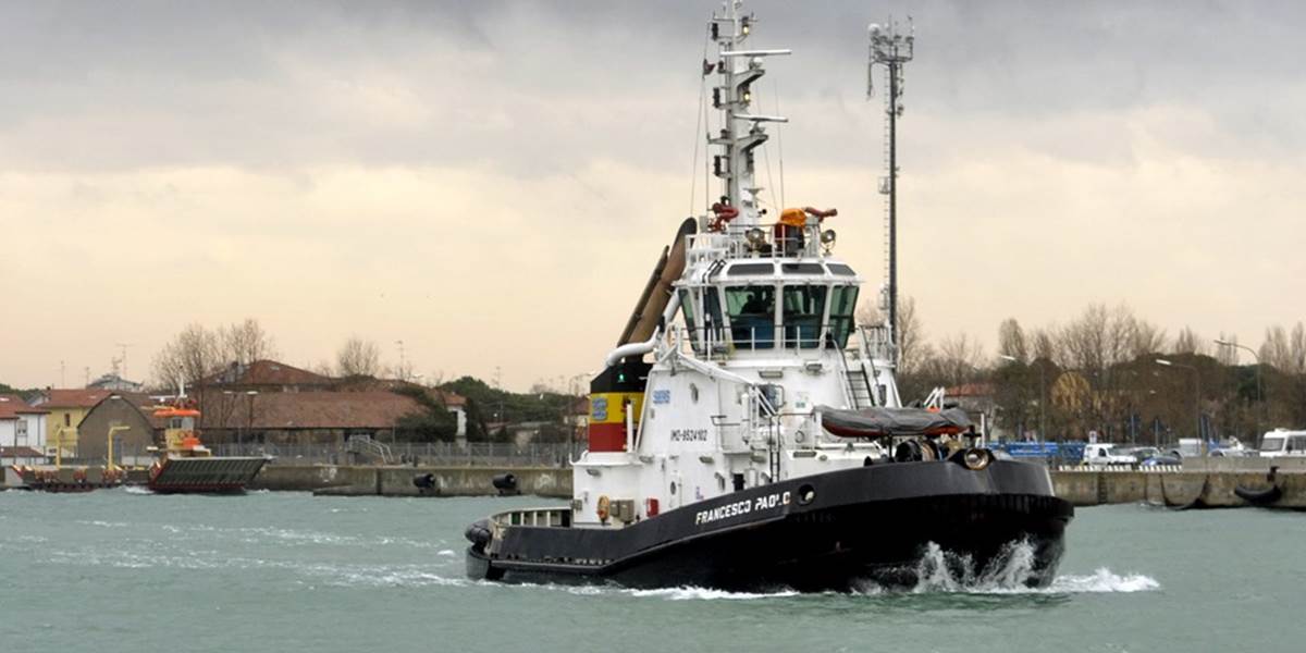 Na Jadranskom mori sa zrazili dve nákladné lode, jedna z nich sa potopila!