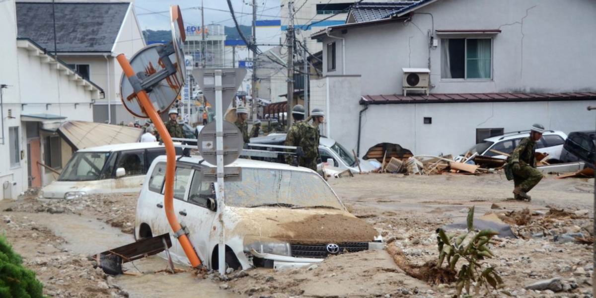 Počet mŕtvych v dôsledku záplav v Thajsku narástol na 14