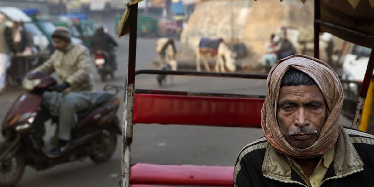 Vlna chladného počasia v Indii si vyžiadala najmenej 130 mŕtvych