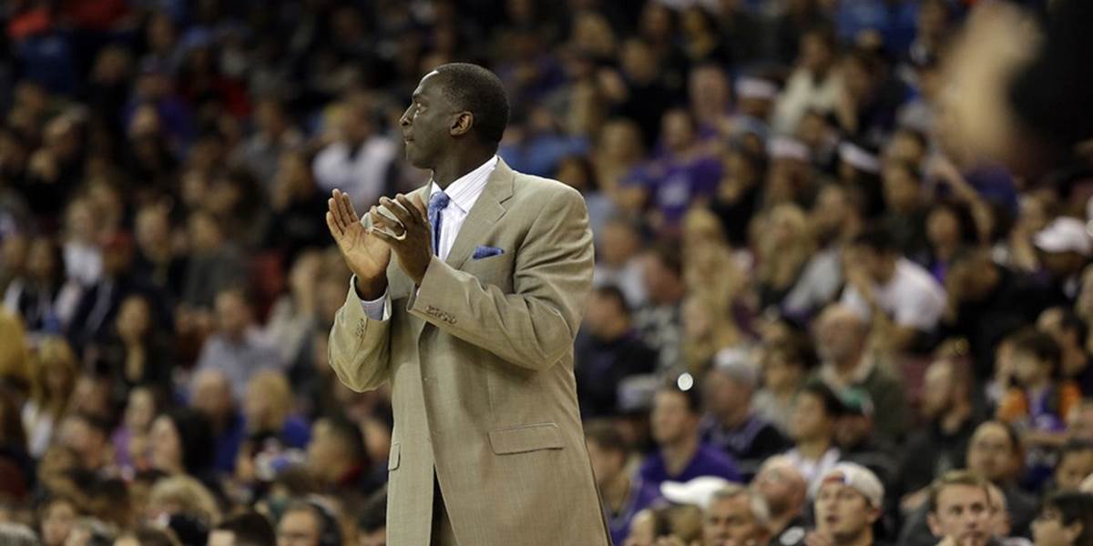 NBA: Sacramento potvrdilo Corbina vo funkcii trénera