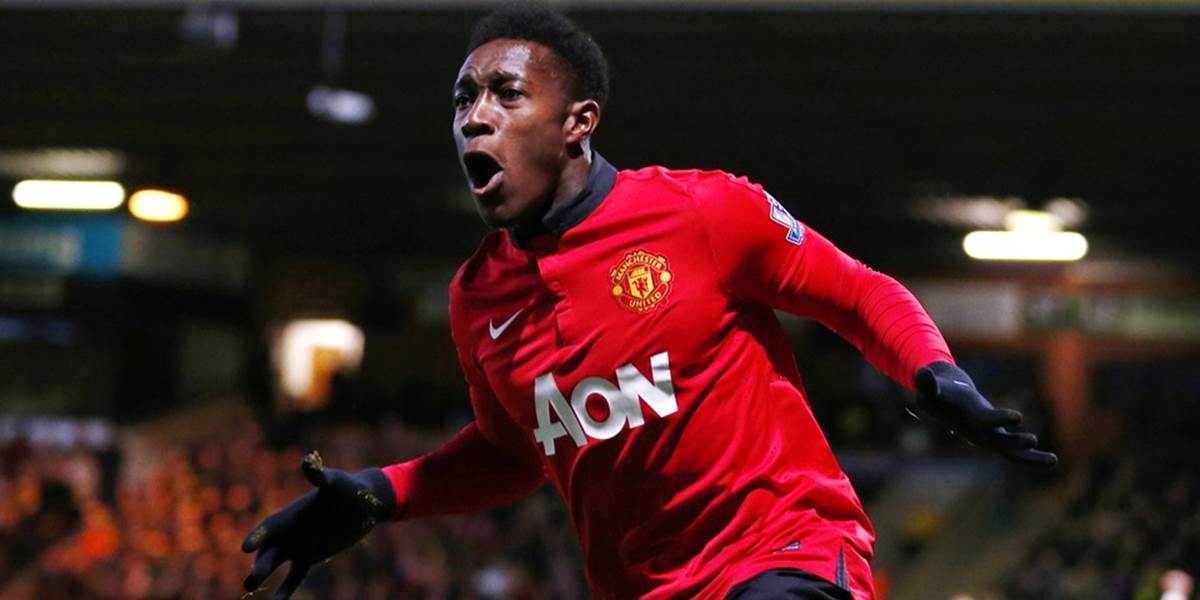 Welbeck má zdravotné problémy, Walcott pripravený hrať