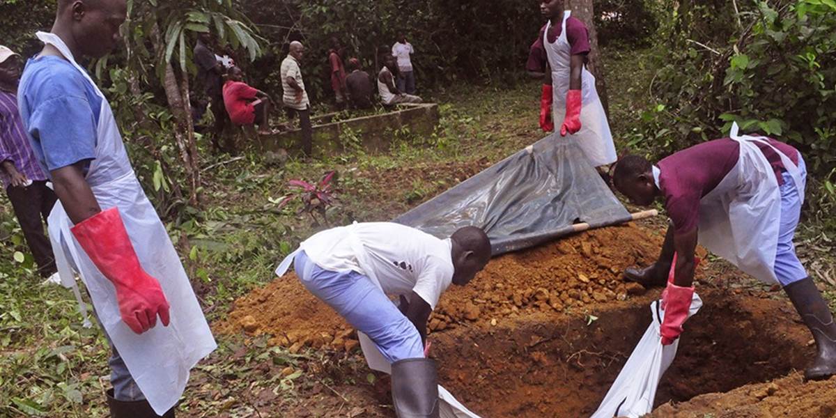 Liberijská vláda zmiernila nariadenie o kremácii obetí eboly