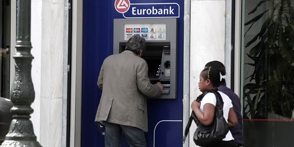 Obavy Grékov rastú, v decembri si vybrali z bánk 2,5 miliardy eur