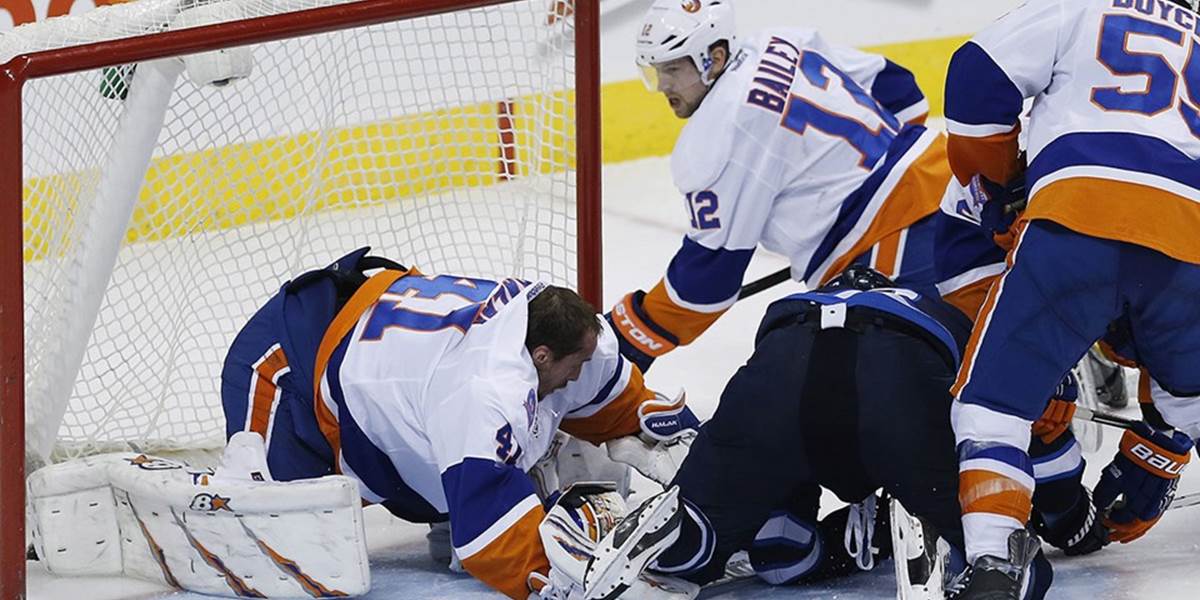 NHL: Halák priviedol Islanders k ďalšiemu triumfu, Slováci na Silvestra bez bodu