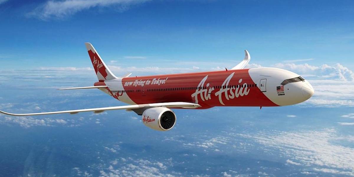 Indonézske pátracie lode objavili dve veľké časti lietadla AirAsia