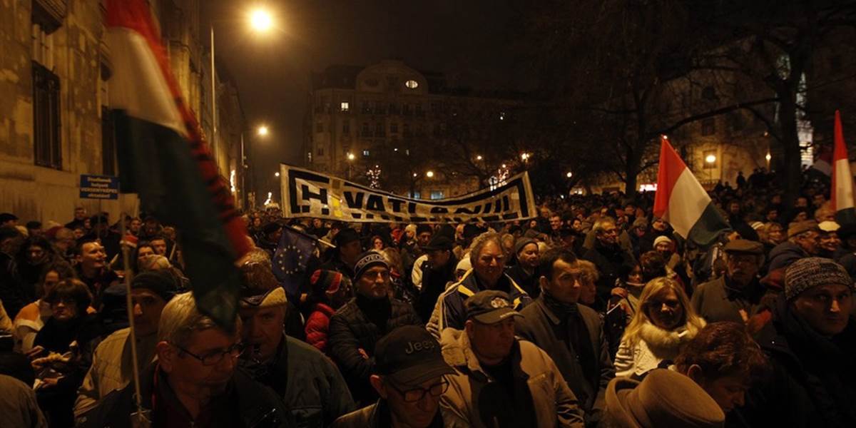 Maďari opäť v Budapešti protestovali proti vláde a Orbánovi