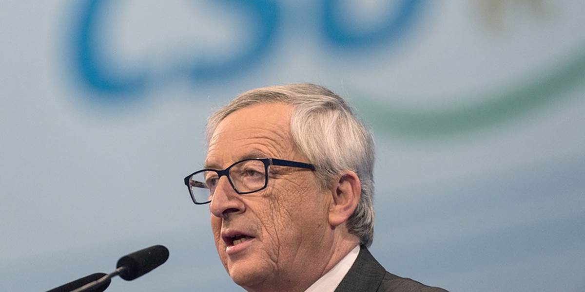 Junckerova komisia cestuje do Rigy