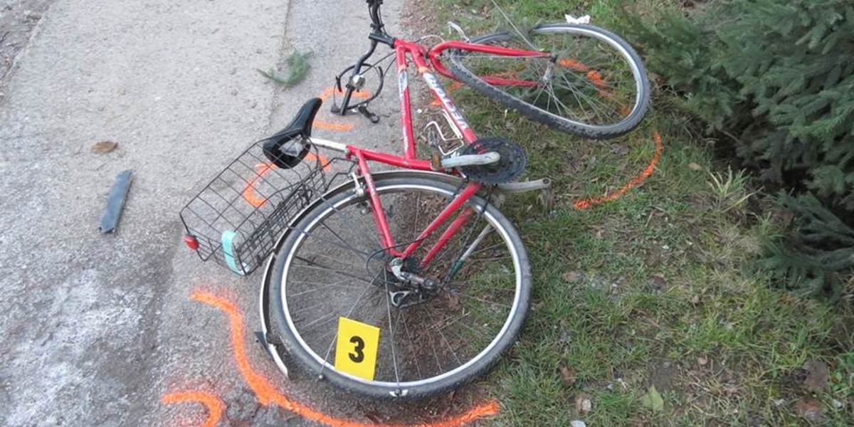 Tragická smrť v okrese Galanta: Auto zachytilo bicykel, cyklista zomrel!