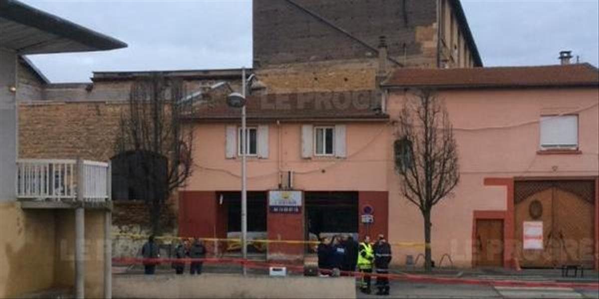 Vo Francúzsku to vrie: Terčom bombového útoku sa stala reštaurácia neďaleko mešity