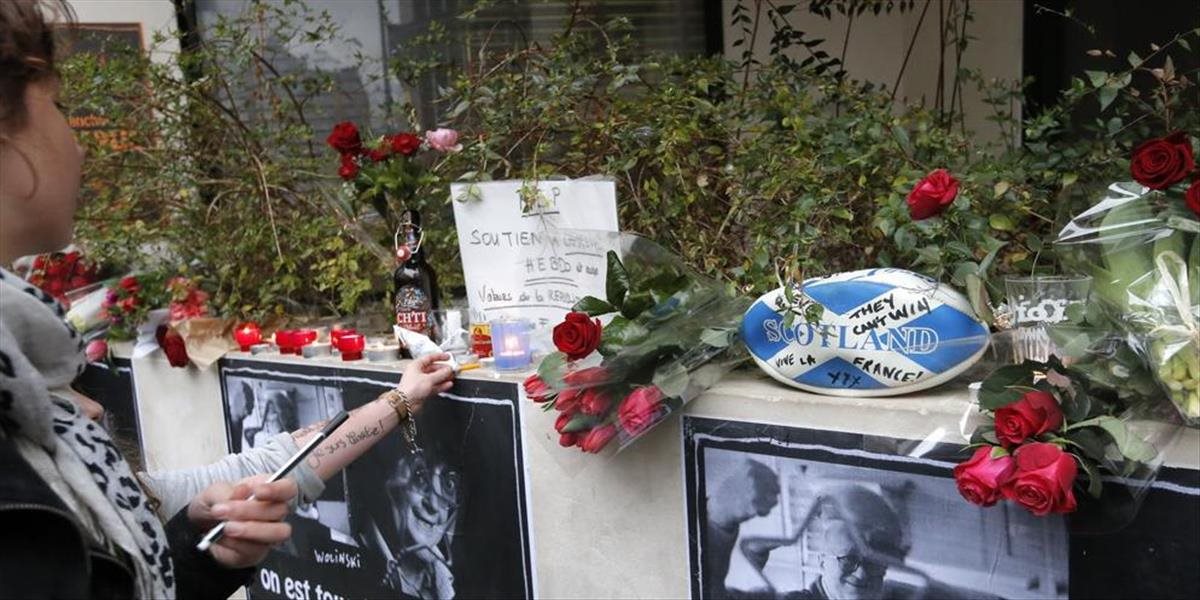 Francúzsko si minútou ticha uctilo pamiatku 12 obetí útoku na Charlie Hebdo
