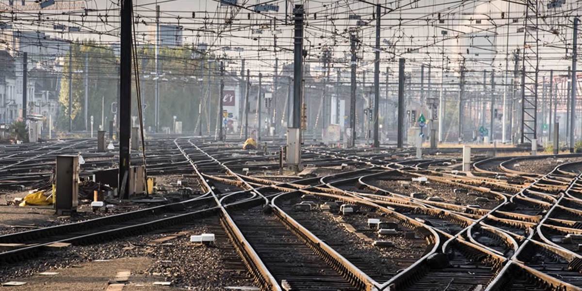 Železnice chcú nakúpiť drevené podvaly, ich cenu odhadujú na 9,8 milióna eur