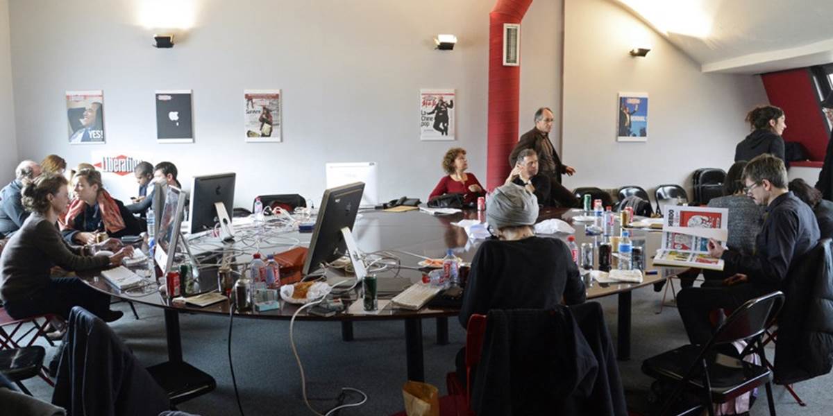 Nadácie a priaznivci Charlie Hebdo zbierajú pre redakciu financie