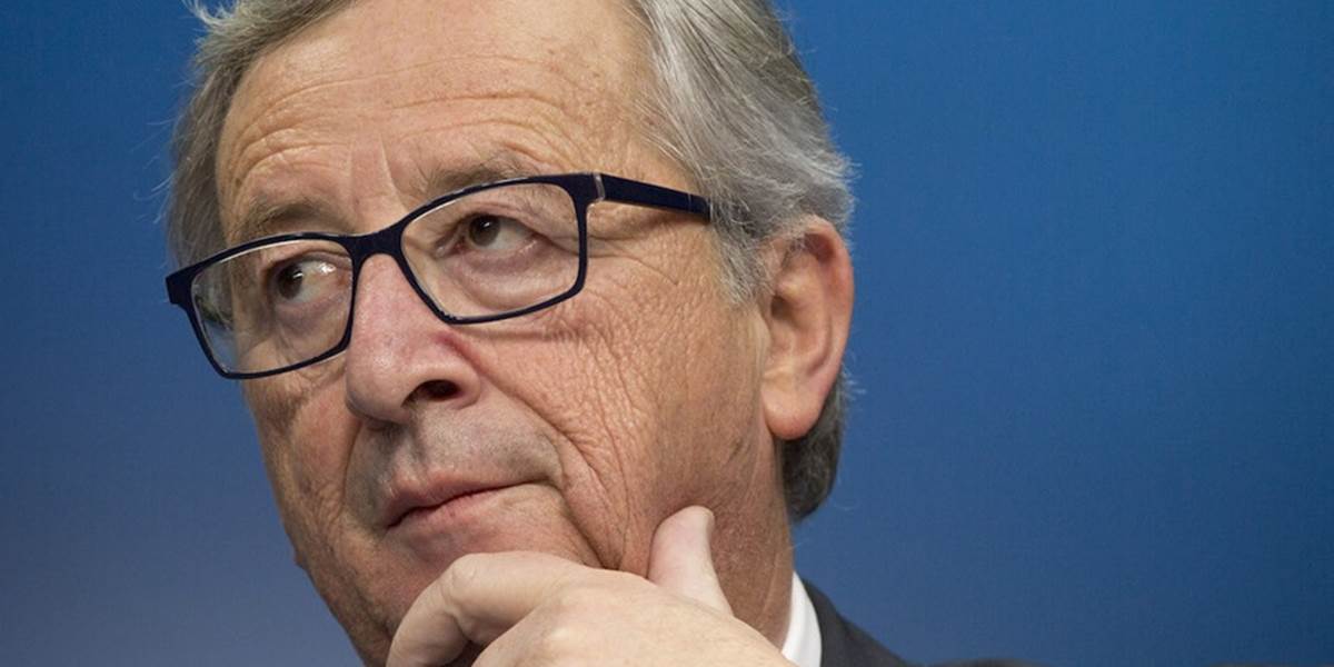 Juncker a Mogheriniová sa zúčastnia tichého pochodu na počesť Charlie Hebdo