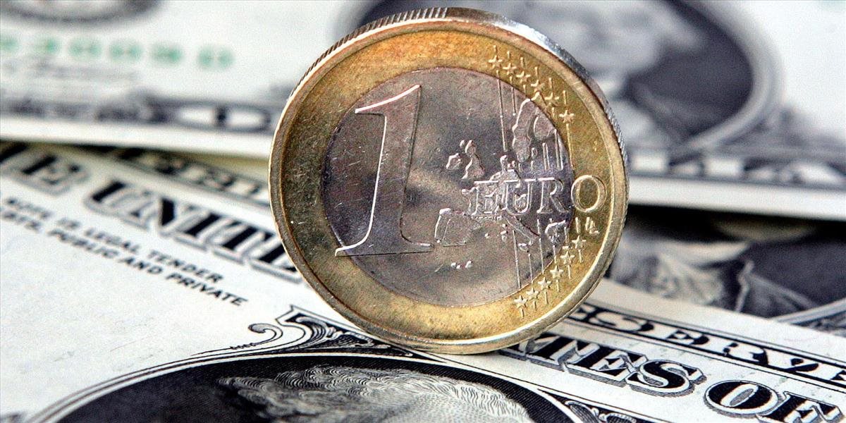 Euro mierne posilnilo, predáva sa po 1,1860 USD