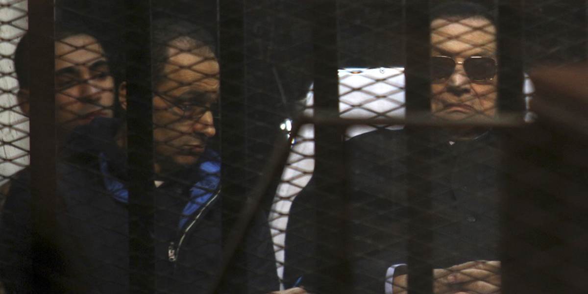 Egyptský súd nariadil opakovanie Mubarakovho procesu v kauze sprenevery