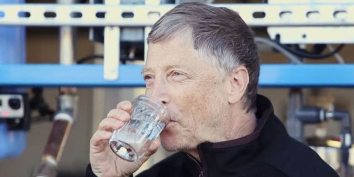 VIDEO Bill Gates sa napil z vody vyrobenej z ľudských fekálií