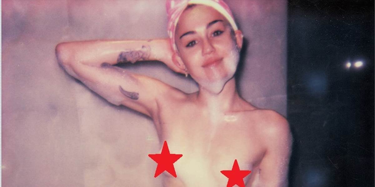 FOTO Miley Cyrus a jej ľahké porno: Pre magazín pózuje úplne nahá