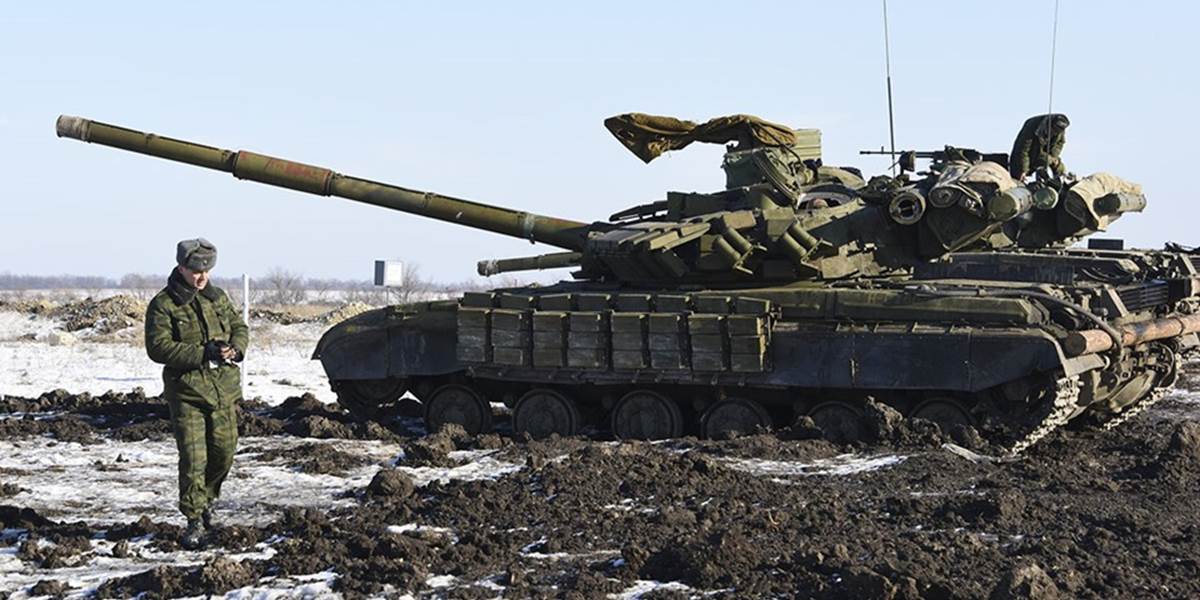 Kyjev mobilizuje viac vojakov pre boje na východe