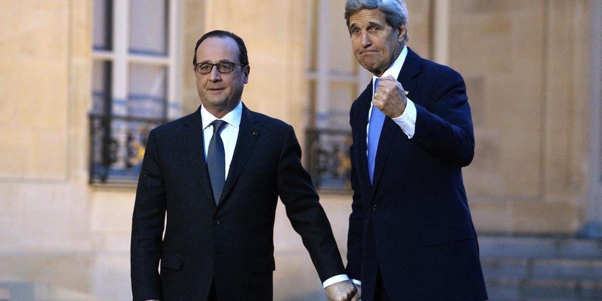 Hollande vyzval Kerryho na ďalšie posilnenie spolupráce v boji s terorizmom