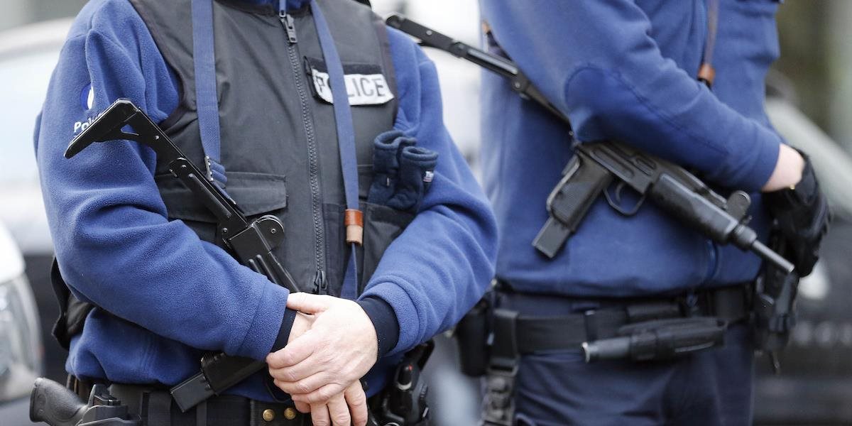 Na troch z podozrivých z terorizmu uvalili v Belgicku väzbu