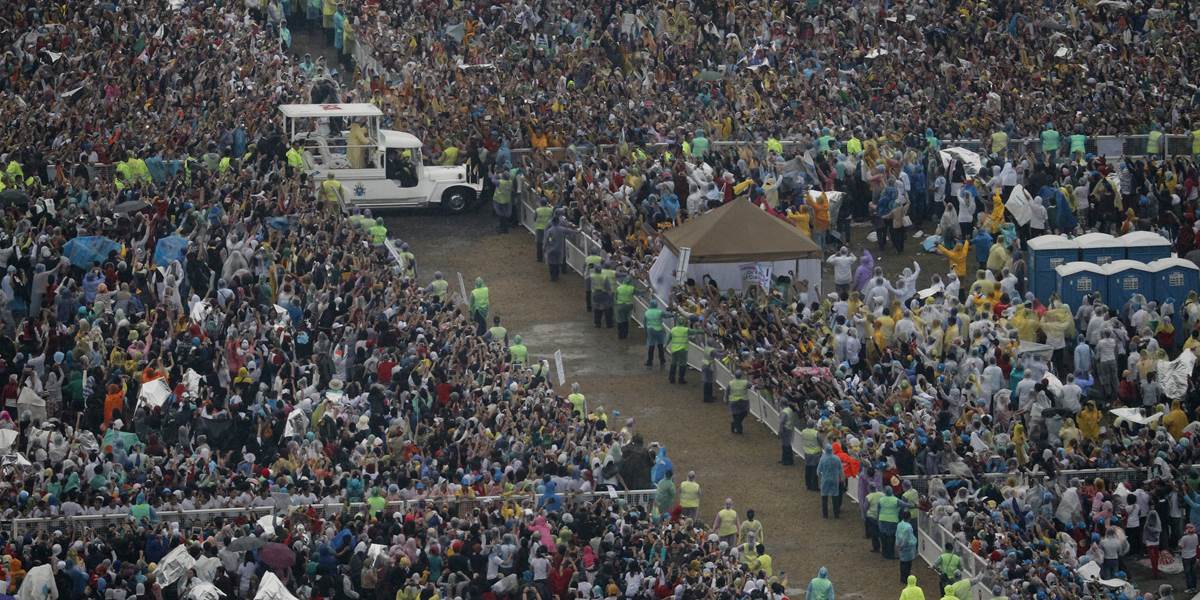 Na pápežovej omši v Manile sa zúčastnilo rekordných šesť miliónov ľudí