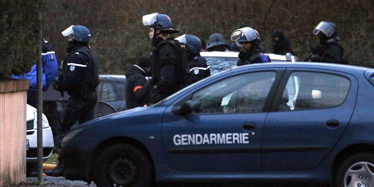 Francúzska prokuratúra požiadala o stíhanie štyroch mužov zadržaných po útokoch