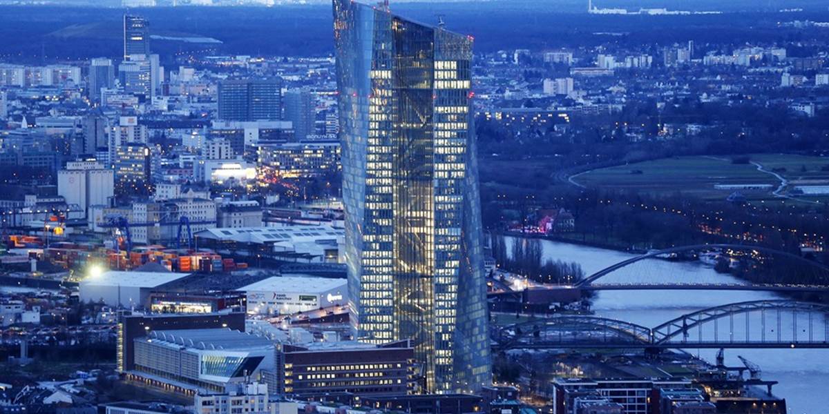 ECB plánuje vytlačiť miliardy eur, znížia sa úroky z pôžičiek?!