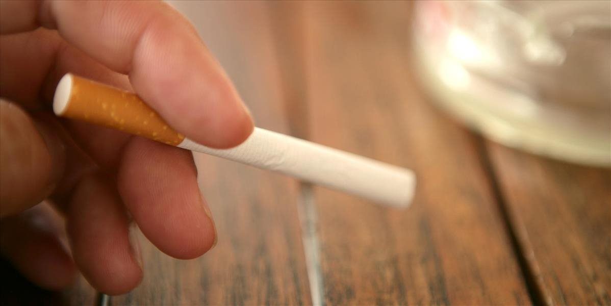 Británia sa snaží ešte do mája presadiť zákon zakazujúci obaly cigariet s logami