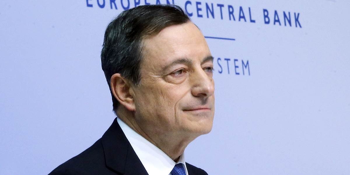 Veľký plán záchrany Eurozóny: ECB minie 60 miliárd mesačne, euro ihneď kleslo