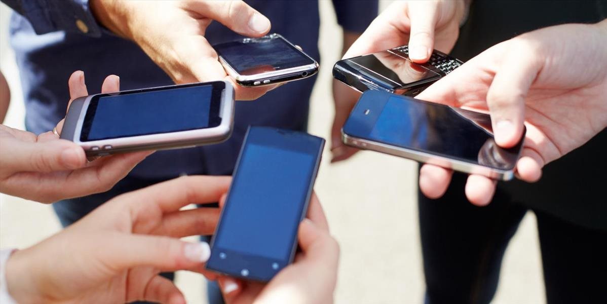 Nákup smartfónmi v obchodoch by sa mal v roku 2015 výrazne zvýšiť