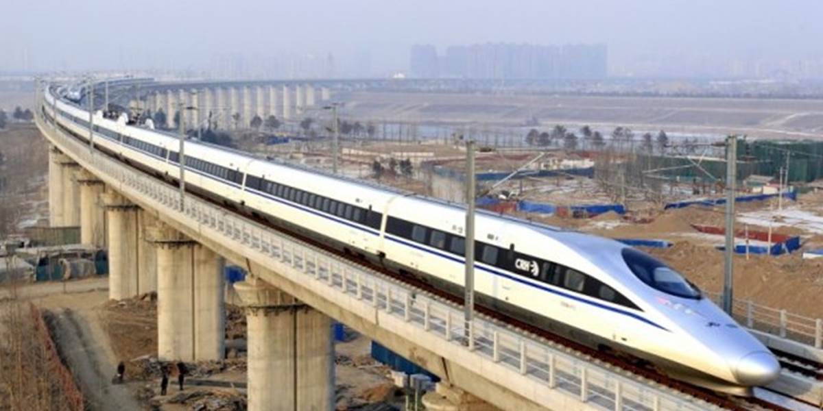 Čína vybuduje novú rýchlostnú železnicu z Pekingu do Moskvy, za viac ako 200 miliárd
