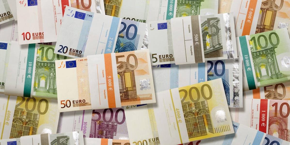 Vlani zadržali v SR takmer 3,5 tis. falošných eurobankoviek