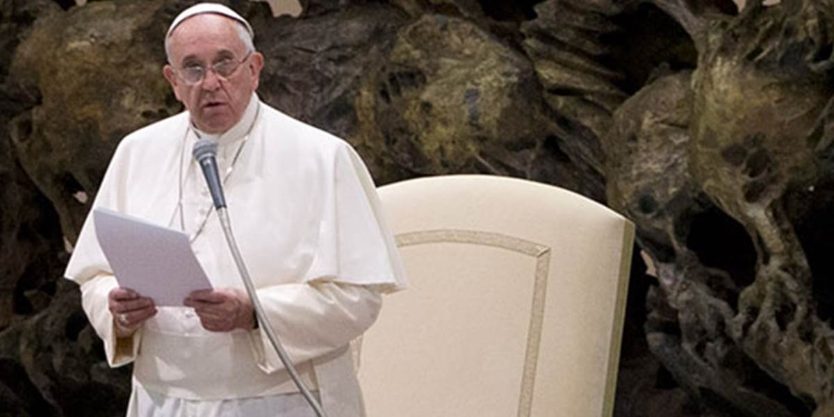 Pápež vyzval rodiny: Naučte sa znovu navzájom rozprávať