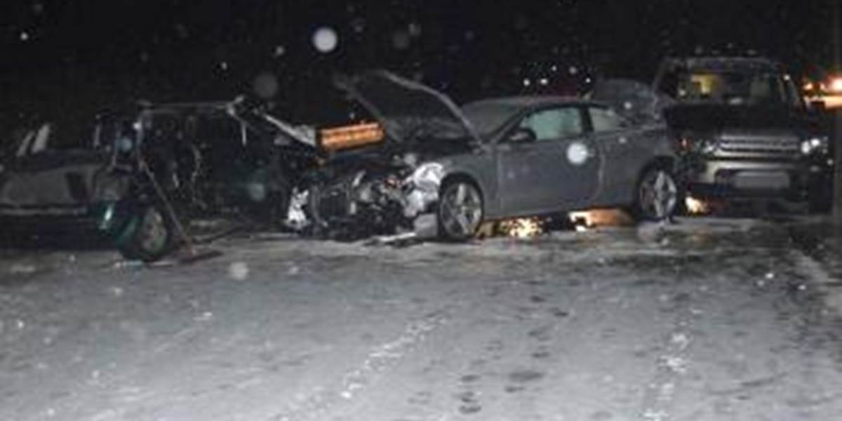 Tragická nehoda neďaleko Ružomberka: Zrážku troch áut neprežila spolujazdkyňa