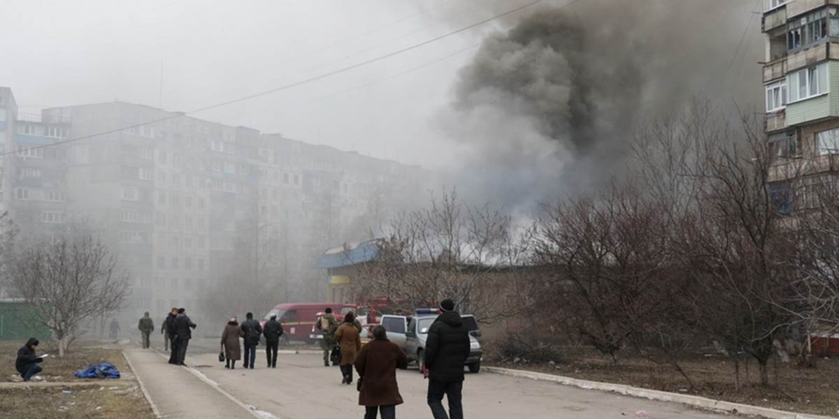 Ukrajinská vláda vyhlásila na celom území stav pohotovosti, v Donbase mimoriadny