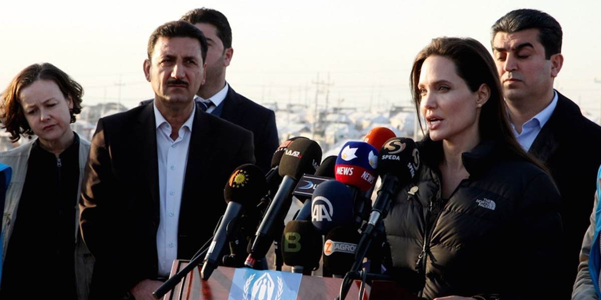 Angelina Jolie sa v irackom Kurdistane stretla s utečencami