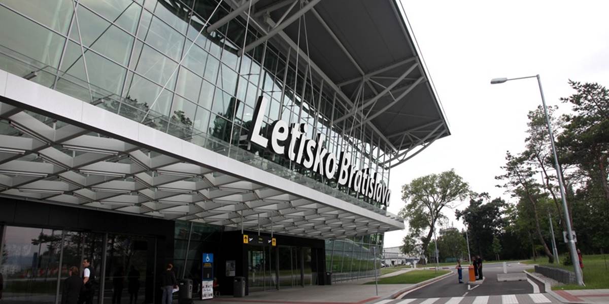 Bratislavské letisko vybavilo vlani 1,36 milióna cestujúcich
