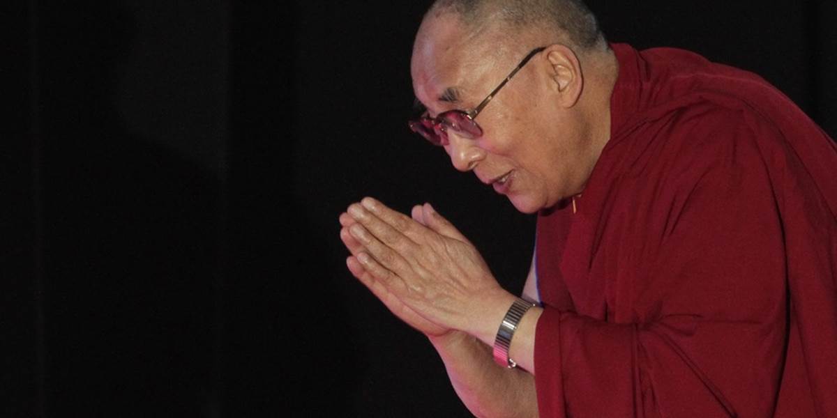 Čínski stranícki funkcionári poskytovali informácie dalajlámovi, potrestali ich