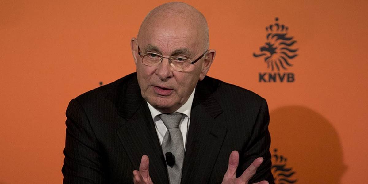 Van Praag označil podporovateľov: Blatter nemôže byť tvárou novej FIFA