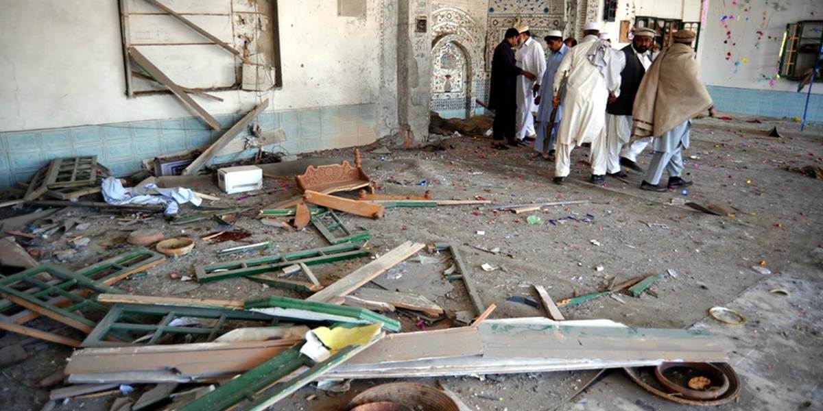 Útok v šiitskej mešite v Pakistane si vyžiadal 60 mŕtvych